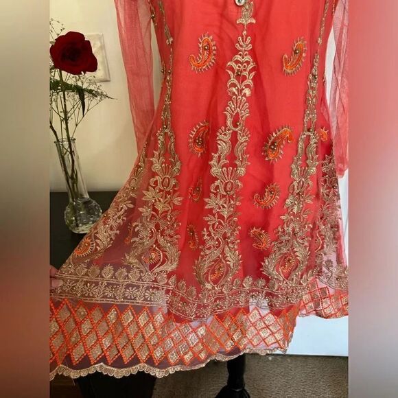 PAKISTANI INDIAN DRESSY SEMI FORMAL KURTA TOP - Picture 6 of 7